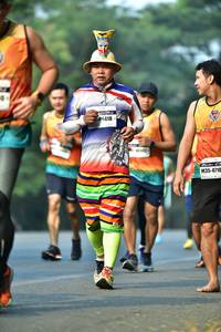 BIB: 9418, 4710
                            <button type="button" onclick="openModal(10159912)" class="btn btn-primary btn-sm float-right btn-popup" data-toggle="modal" data-target=".modal-high-quality">
                        <i class="fas fa-shopping-cart"></i> Add to Cart
                    </button>
                                            <button type="button" onclick="isThisMe(10159912, true)" class="btn btn-success btn-sm float-right btn-popup btn-isme hidden" data-toggle="tooltip" data-placement="bottom" title="นี่คือรูปของคุณใช่ไหม คลิกที่นี่เพื่อเอาเข้าอัลบั้ม">
                        <i class="fas fa-plus"></i> Add to album
                    </button>
                    <button type="button" onclick="isThisMe(10159912, false)" class="btn btn-warning btn-sm float-right btn-popup btn-isnotme hidden">
                        <i class="fas fa-ban"></i> Remove from album
                    </button>